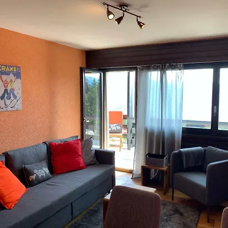 Les Essampilles Apartment *